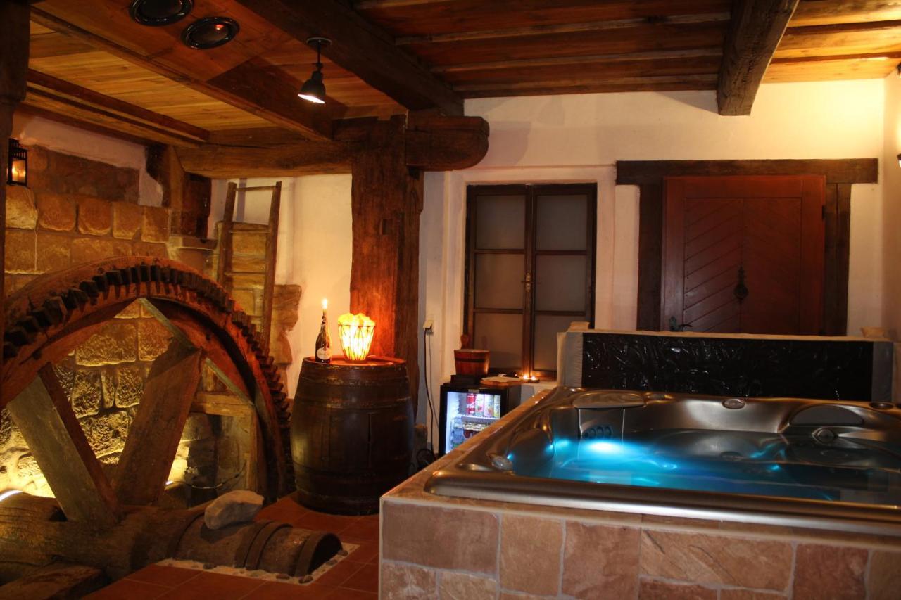 Apartmany Loucny Mlyn Kněžmost 外观 照片